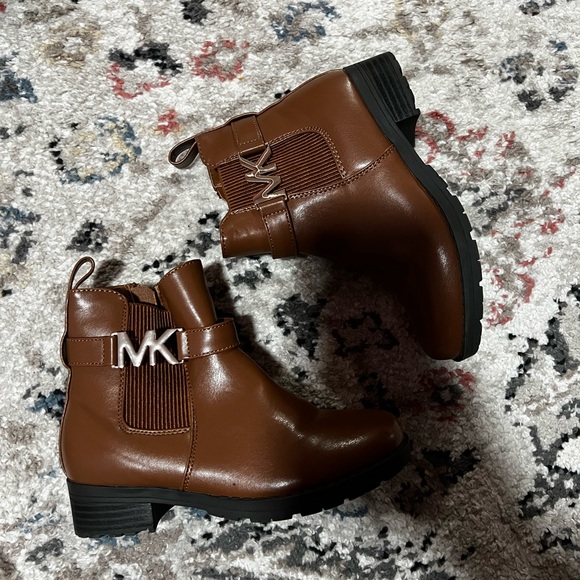 MK booties size 13 gently used - Picture 1 of 3